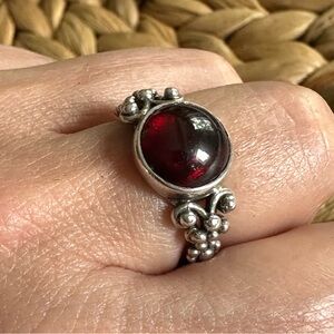 Vintage garnet and sterling silver ring